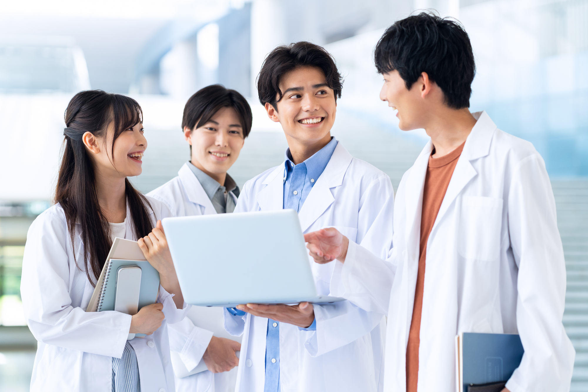 理系におすすめの仕事は？選び方・やりたい仕事がないときの対処法を解説